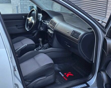 Фольксваген Гольф 2001 в Хмельницком на Automoto.ua Серый Фольксваген Гольф, объемом двигателя 1.4 л и пробегом 153 тыс. км за 3999 $, фото 9 на Automoto.ua