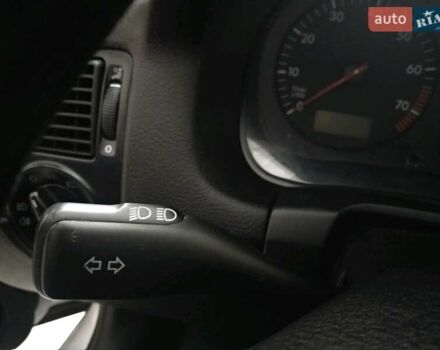 Серый Фольксваген Гольф, объемом двигателя 1.6 л и пробегом 232 тыс. км за 4600 $, фото 7 на Automoto.ua