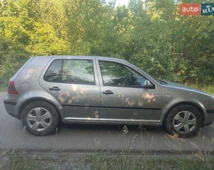 Серый Фольксваген Гольф, объемом двигателя 1.6 л и пробегом 203 тыс. км за 5000 $, фото 1 на Automoto.ua