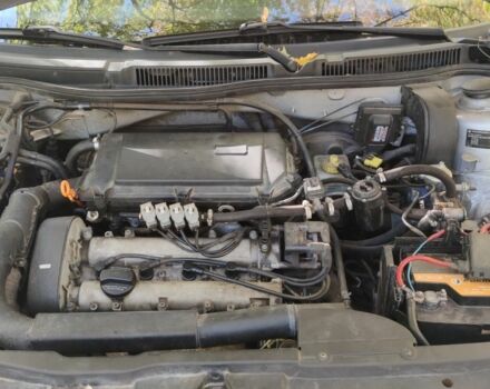 Серый Фольксваген Гольф, объемом двигателя 1.4 л и пробегом 216 тыс. км за 3350 $, фото 5 на Automoto.ua