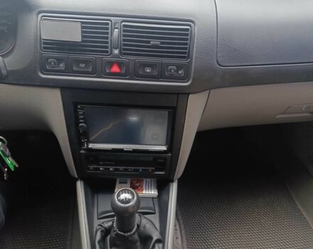 Серый Фольксваген Гольф, объемом двигателя 1.6 л и пробегом 356 тыс. км за 3300 $, фото 9 на Automoto.ua