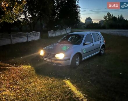 Серый Фольксваген Гольф, объемом двигателя 1.39 л и пробегом 281 тыс. км за 4200 $, фото 11 на Automoto.ua