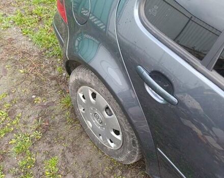 Серый Фольксваген Гольф, объемом двигателя 1.6 л и пробегом 252 тыс. км за 3850 $, фото 4 на Automoto.ua