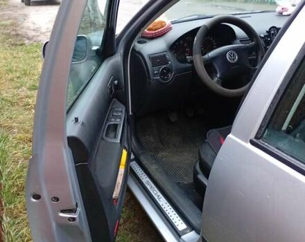 Серый Фольксваген Гольф, объемом двигателя 1.39 л и пробегом 299 тыс. км за 4500 $, фото 22 на Automoto.ua