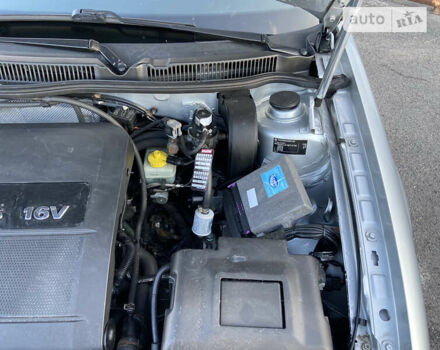 Сірий Фольксваген Гольф, об'ємом двигуна 1.6 л та пробігом 210 тис. км за 4999 $, фото 24 на Automoto.ua
