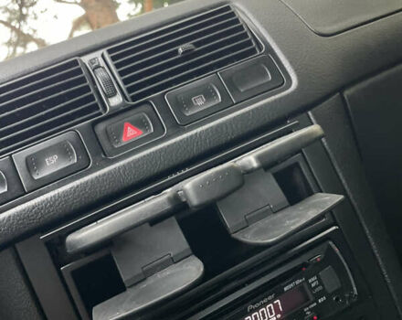 Сірий Фольксваген Гольф, об'ємом двигуна 1.6 л та пробігом 200 тис. км за 4399 $, фото 69 на Automoto.ua