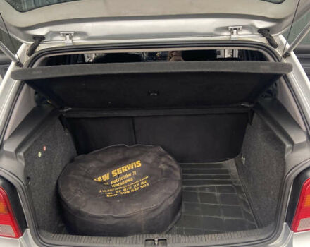 Серый Фольксваген Гольф, объемом двигателя 1.6 л и пробегом 285 тыс. км за 4999 $, фото 8 на Automoto.ua