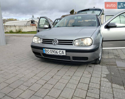 Серый Фольксваген Гольф, объемом двигателя 1.39 л и пробегом 225 тыс. км за 3999 $, фото 4 на Automoto.ua