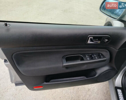 Серый Фольксваген Гольф, объемом двигателя 1.39 л и пробегом 225 тыс. км за 3599 $, фото 6 на Automoto.ua