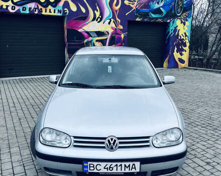 Серый Фольксваген Гольф, объемом двигателя 1.6 л и пробегом 316 тыс. км за 3350 $, фото 2 на Automoto.ua