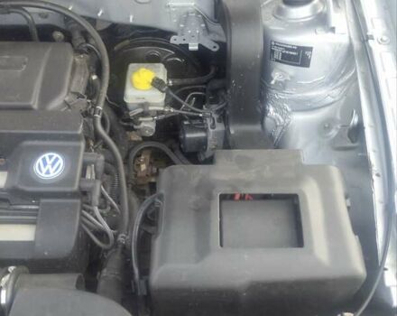 Серый Фольксваген Гольф, объемом двигателя 1.39 л и пробегом 270 тыс. км за 3700 $, фото 3 на Automoto.ua