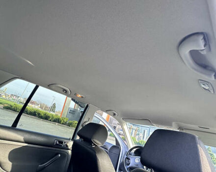 Серый Фольксваген Гольф, объемом двигателя 1.6 л и пробегом 205 тыс. км за 4800 $, фото 13 на Automoto.ua