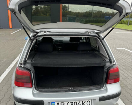 Серый Фольксваген Гольф, объемом двигателя 1.39 л и пробегом 248 тыс. км за 3950 $, фото 7 на Automoto.ua