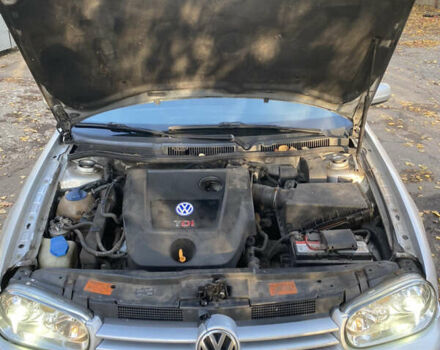 Серый Фольксваген Гольф, объемом двигателя 1.9 л и пробегом 320 тыс. км за 3750 $, фото 26 на Automoto.ua