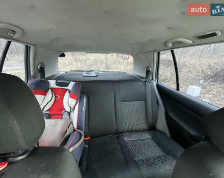 Серый Фольксваген Гольф, объемом двигателя 1.6 л и пробегом 220 тыс. км за 3600 $, фото 7 на Automoto.ua