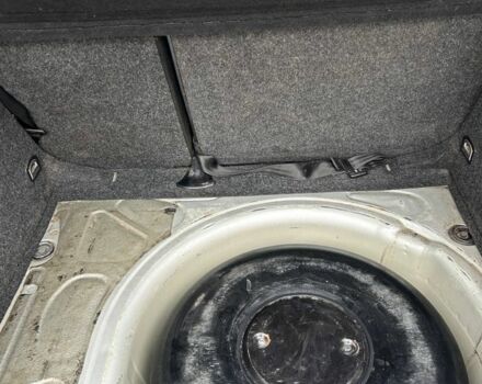 Серый Фольксваген Гольф, объемом двигателя 1.4 л и пробегом 239 тыс. км за 3800 $, фото 7 на Automoto.ua