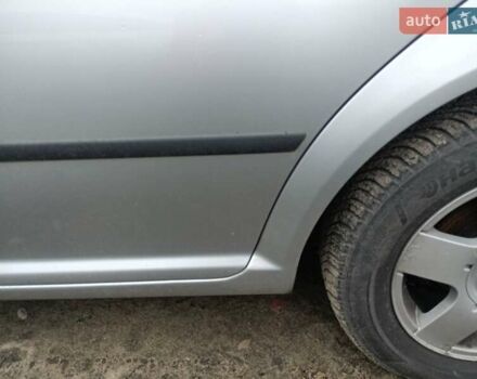 Серый Фольксваген Гольф, объемом двигателя 1.39 л и пробегом 235 тыс. км за 4000 $, фото 1 на Automoto.ua