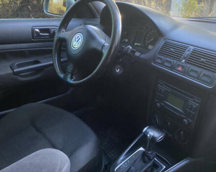Серый Фольксваген Гольф, объемом двигателя 1.9 л и пробегом 320 тыс. км за 3750 $, фото 22 на Automoto.ua