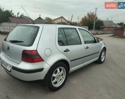 Фольксваген Гольф 2001 у Вінниці на Automoto.ua Сірий Фольксваген Гольф, об'ємом двигуна 1.39 л та пробігом 207 тис. км за 4000 $, фото 3 на Automoto.ua