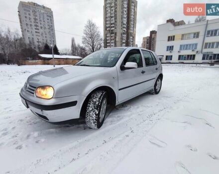Серый Фольксваген Гольф, объемом двигателя 1.9 л и пробегом 350 тыс. км за 4550 $, фото 9 на Automoto.ua