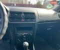 Сірий Фольксваген Гольф, об'ємом двигуна 1.6 л та пробігом 210 тис. км за 4150 $, фото 27 на Automoto.ua
