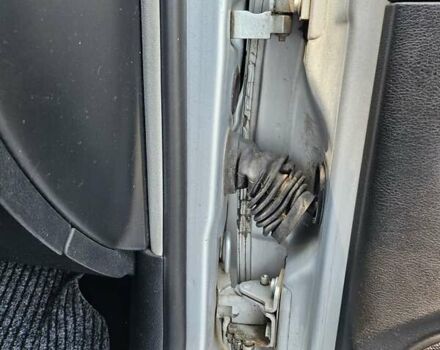 Сірий Фольксваген Гольф, об'ємом двигуна 1.39 л та пробігом 251 тис. км за 3500 $, фото 18 на Automoto.ua