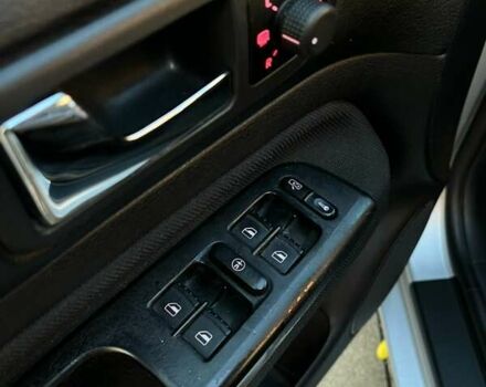 Серый Фольксваген Гольф, объемом двигателя 1.6 л и пробегом 260 тыс. км за 4400 $, фото 22 на Automoto.ua