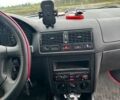 Серый Фольксваген Гольф, объемом двигателя 1.6 л и пробегом 252 тыс. км за 4600 $, фото 1 на Automoto.ua