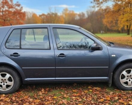 Серый Фольксваген Гольф, объемом двигателя 1.6 л и пробегом 299 тыс. км за 4300 $, фото 4 на Automoto.ua