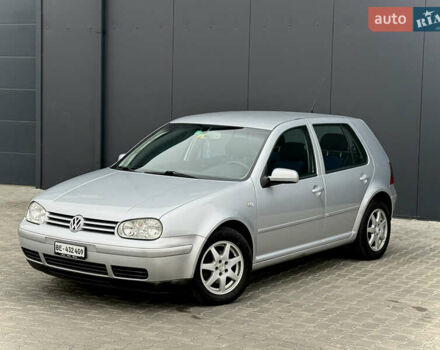 Серый Фольксваген Гольф, объемом двигателя 1.6 л и пробегом 234 тыс. км за 5200 $, фото 2 на Automoto.ua