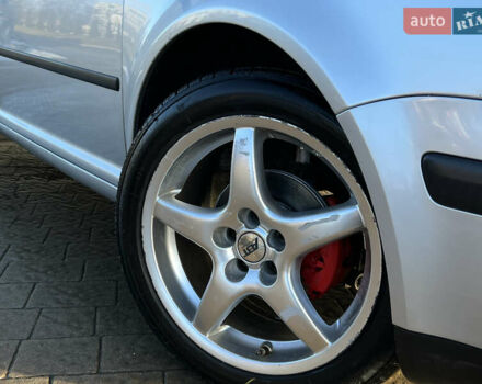 Серый Фольксваген Гольф, объемом двигателя 1.6 л и пробегом 228 тыс. км за 3950 $, фото 6 на Automoto.ua