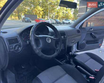 Сірий Фольксваген Гольф, об'ємом двигуна 1.4 л та пробігом 295 тис. км за 4400 $, фото 23 на Automoto.ua