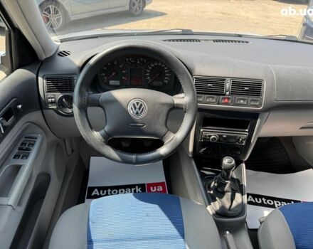 Серый Фольксваген Гольф, объемом двигателя 1.6 л и пробегом 214 тыс. км за 4790 $, фото 12 на Automoto.ua
