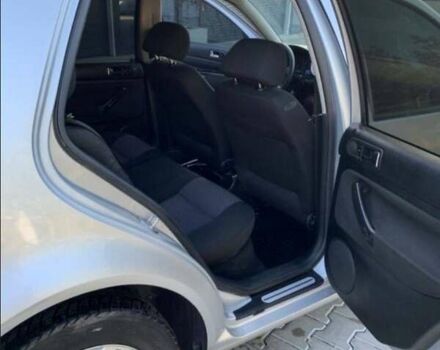 Серый Фольксваген Гольф, объемом двигателя 1.39 л и пробегом 281 тыс. км за 4200 $, фото 4 на Automoto.ua