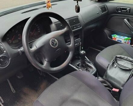 Серый Фольксваген Гольф, объемом двигателя 1.4 л и пробегом 245 тыс. км за 4200 $, фото 5 на Automoto.ua