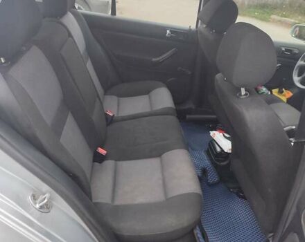 Фольксваген Гольф 2001 у Вінниці на Automoto.ua Сірий Фольксваген Гольф, об'ємом двигуна 1.39 л та пробігом 207 тис. км за 4000 $, фото 13 на Automoto.ua