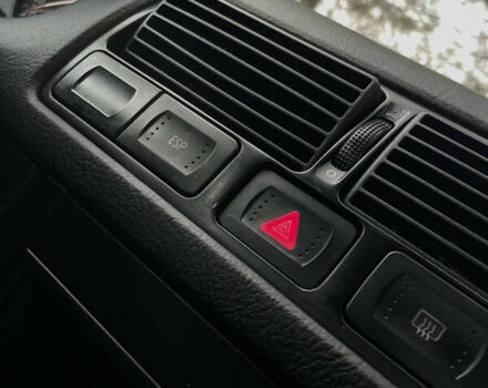 Сірий Фольксваген Гольф, об'ємом двигуна 1.6 л та пробігом 200 тис. км за 4399 $, фото 58 на Automoto.ua