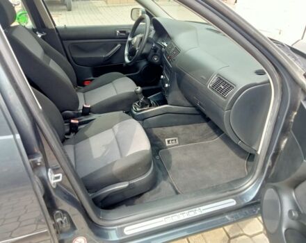 Сірий Фольксваген Гольф, об'ємом двигуна 1.6 л та пробігом 260 тис. км за 3950 $, фото 6 на Automoto.ua