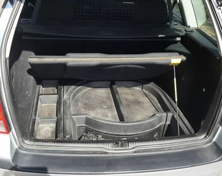 Сірий Фольксваген Гольф, об'ємом двигуна 1.6 л та пробігом 243 тис. км за 5300 $, фото 9 на Automoto.ua