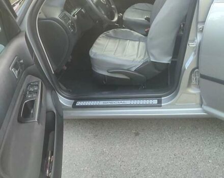 Серый Фольксваген Гольф, объемом двигателя 1.6 л и пробегом 203 тыс. км за 5000 $, фото 4 на Automoto.ua