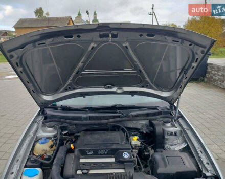 Серый Фольксваген Гольф, объемом двигателя 1.39 л и пробегом 225 тыс. км за 3999 $, фото 31 на Automoto.ua