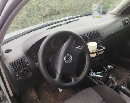 Серый Фольксваген Гольф, объемом двигателя 1.6 л и пробегом 315 тыс. км за 2500 $, фото 1 на Automoto.ua