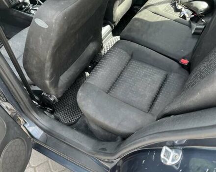 Серый Фольксваген Гольф, объемом двигателя 1.6 л и пробегом 190 тыс. км за 5000 $, фото 3 на Automoto.ua