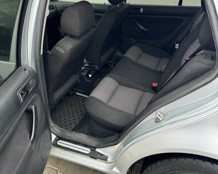 Серый Фольксваген Гольф, объемом двигателя 1.39 л и пробегом 248 тыс. км за 3950 $, фото 9 на Automoto.ua