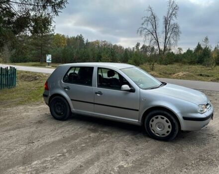 Серый Фольксваген Гольф, объемом двигателя 1.9 л и пробегом 233 тыс. км за 2100 $, фото 2 на Automoto.ua