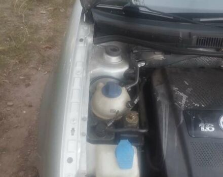 Серый Фольксваген Гольф, объемом двигателя 1.6 л и пробегом 250 тыс. км за 4500 $, фото 2 на Automoto.ua