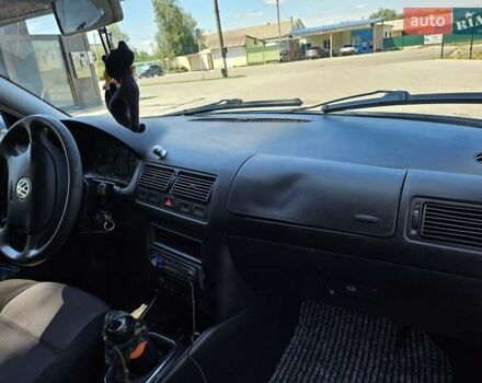 Сірий Фольксваген Гольф, об'ємом двигуна 1.39 л та пробігом 251 тис. км за 3500 $, фото 17 на Automoto.ua