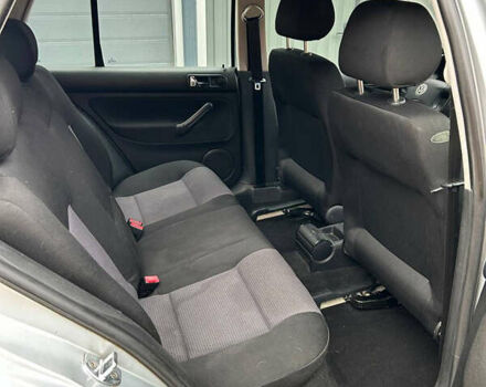 Сірий Фольксваген Гольф, об'ємом двигуна 1.39 л та пробігом 239 тис. км за 3800 $, фото 12 на Automoto.ua