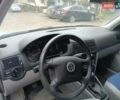 Серый Фольксваген Гольф, объемом двигателя 1.39 л и пробегом 235 тыс. км за 4000 $, фото 7 на Automoto.ua
