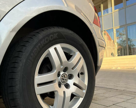 Серый Фольксваген Гольф, объемом двигателя 1.6 л и пробегом 260 тыс. км за 4400 $, фото 28 на Automoto.ua